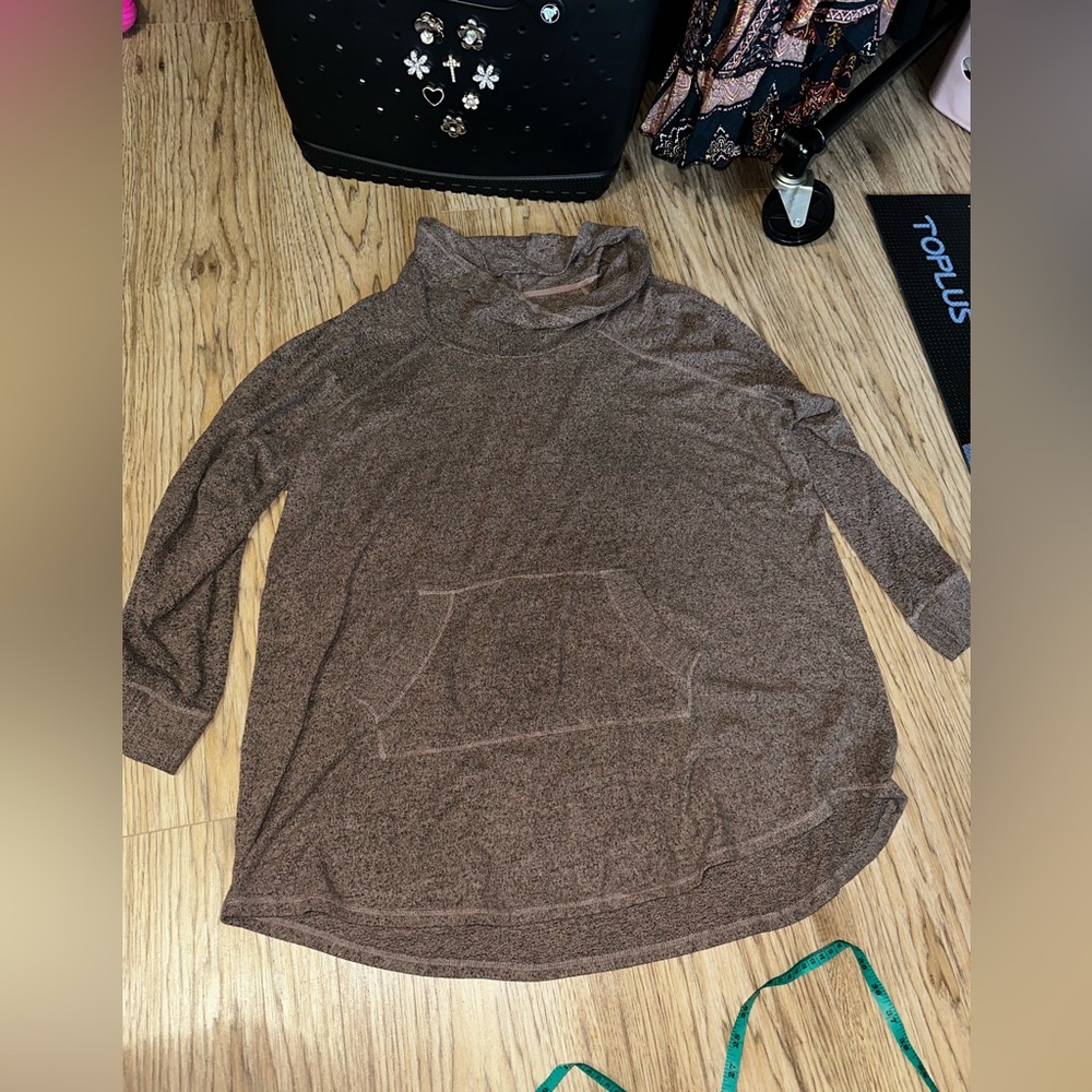 Torrid super soft 4x Cowl Neck Top